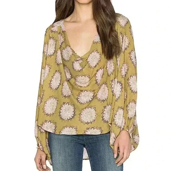Free People Cowling Around BOHO Peasant Top Blouse Small NEW 464 - Picture 1 of 4